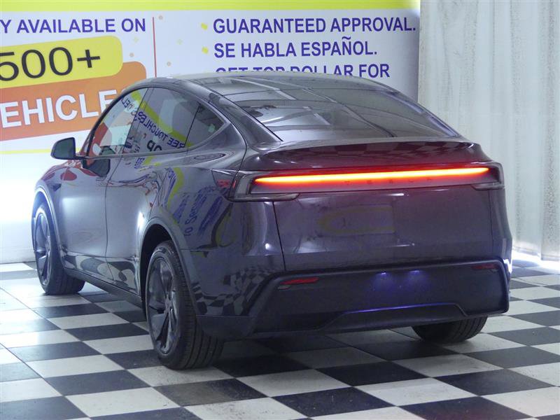 Used 2026 Tesla Model Y Long Range RWD image 4