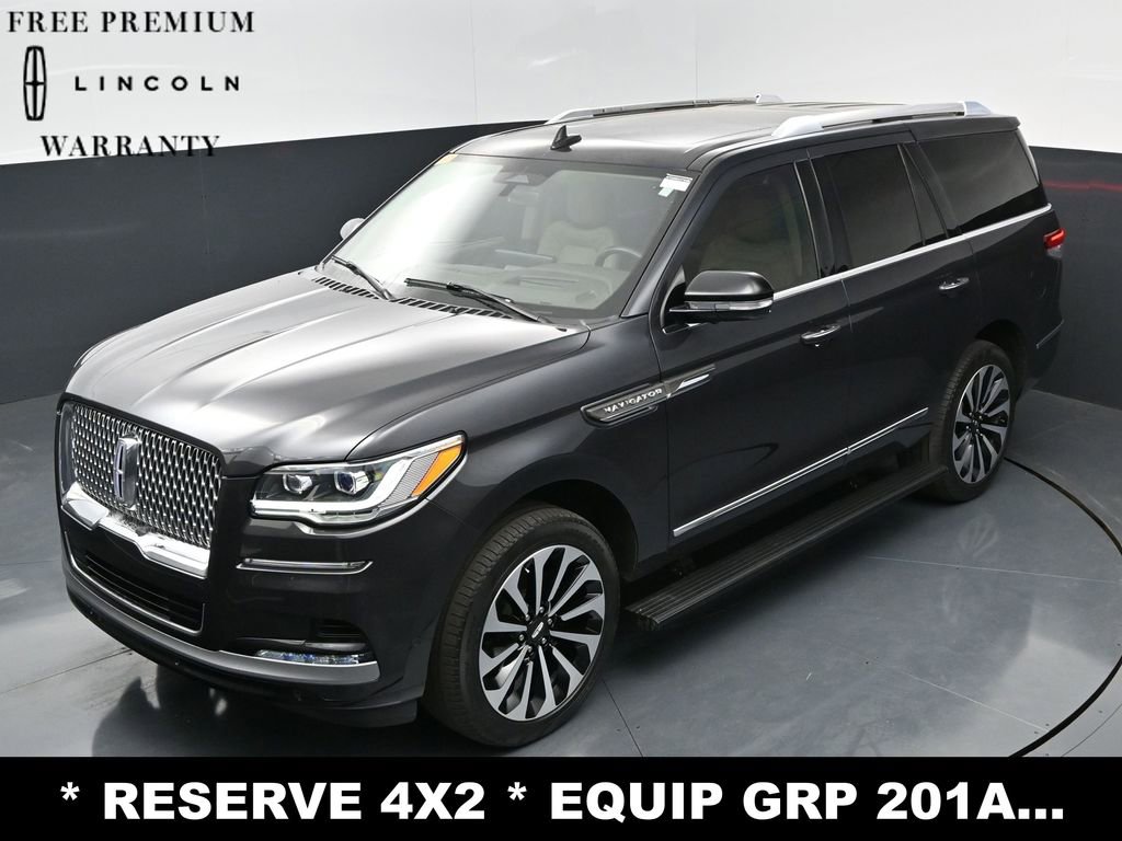 Used 2022 Lincoln Navigator Reserve image 31