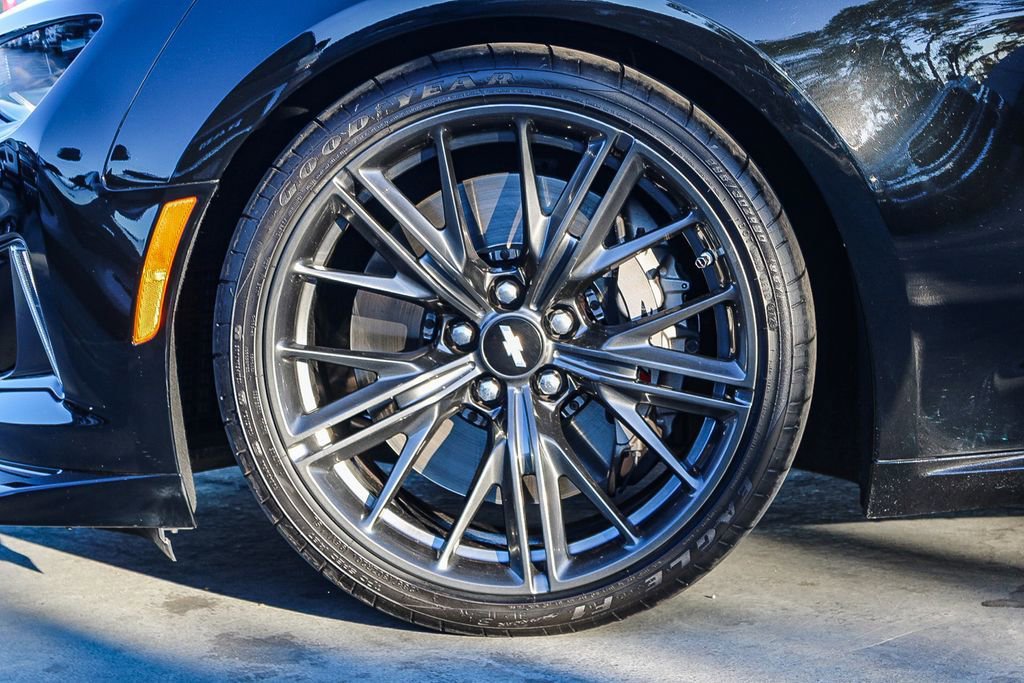 Used 2018 Chevrolet Camaro ZL1 w/ LPO, ZL1 Protection Package image 11