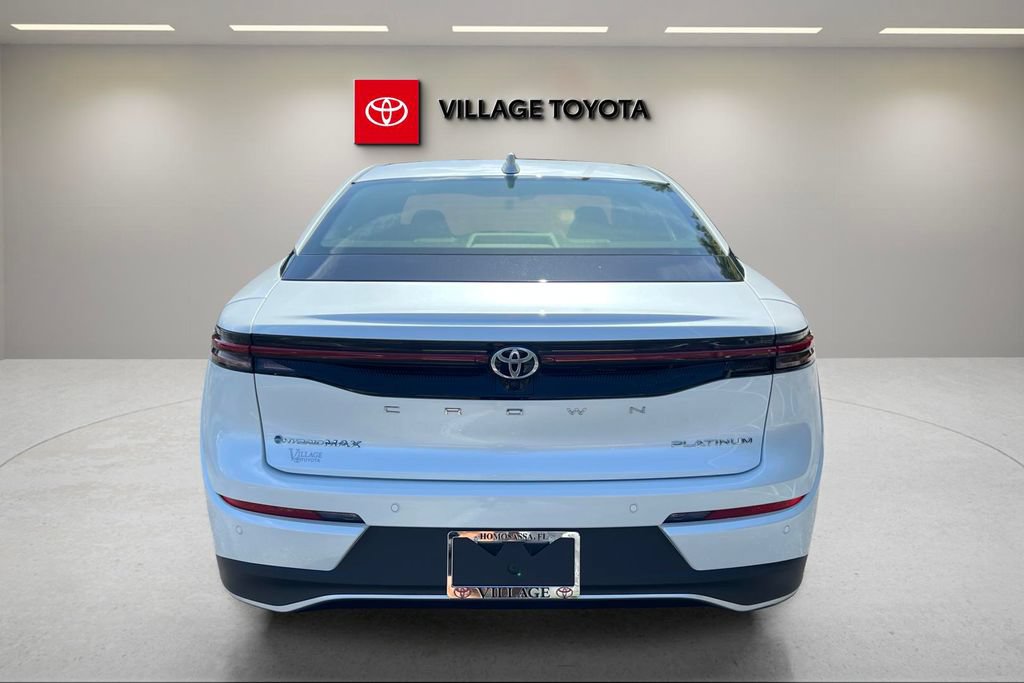 New 2026 Toyota Crown Platinum AWD/4WD image 4