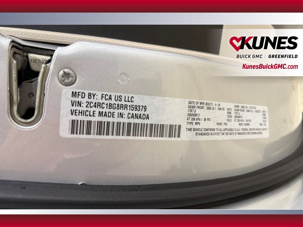 Used 2024 Chrysler Pacifica Touring-L FWD image 40