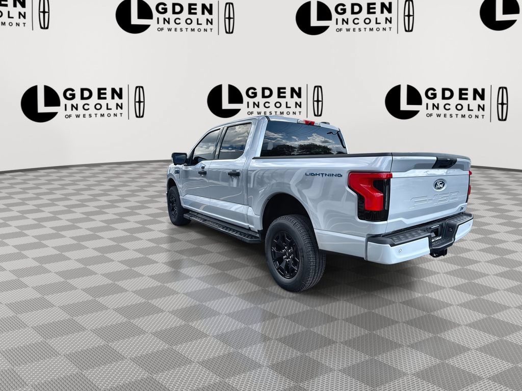 Used 2025 Ford F150 Lightning XLT AWD/4WD image 6