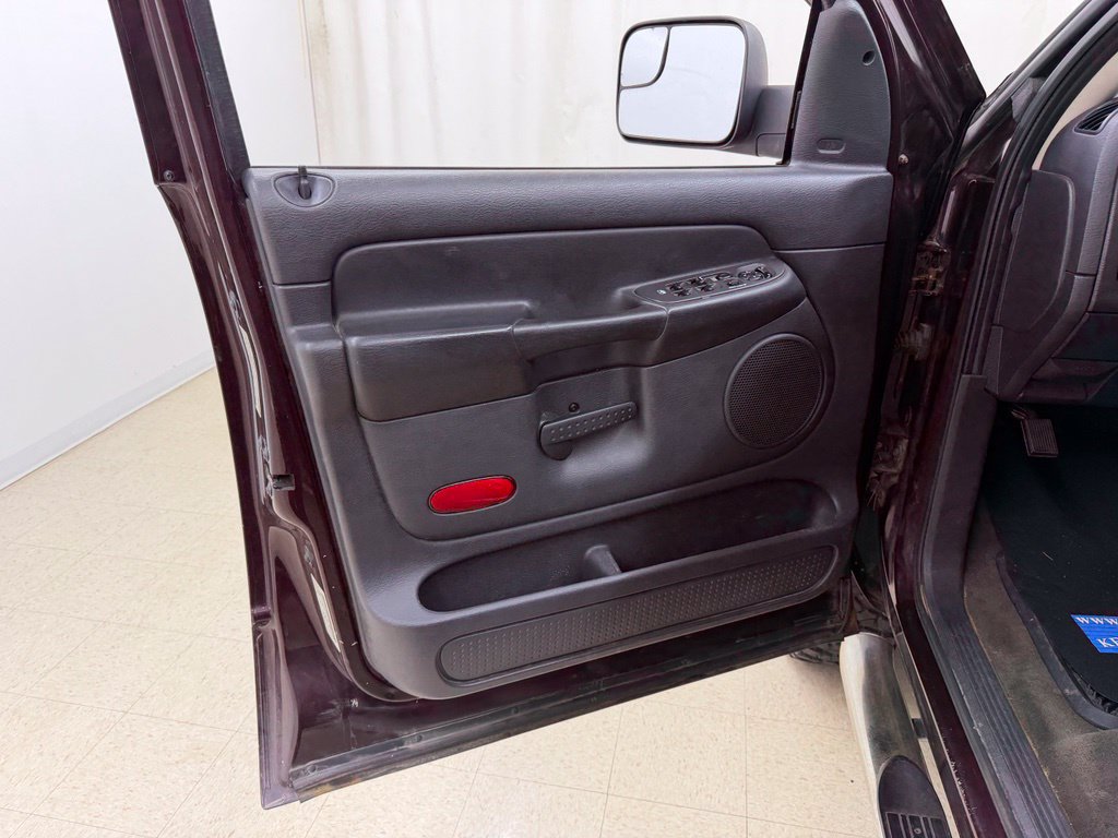 Used 2005 Dodge Ram 2500 Truck SLT w/ Off-Road Group AWD/4WD image 16