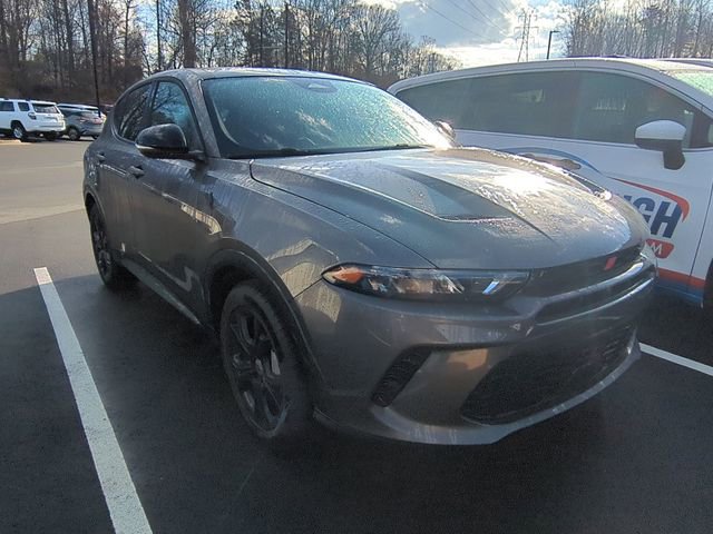 Certified 2024 Dodge Hornet R/T Plus w/ R/T Blacktop Package image 3