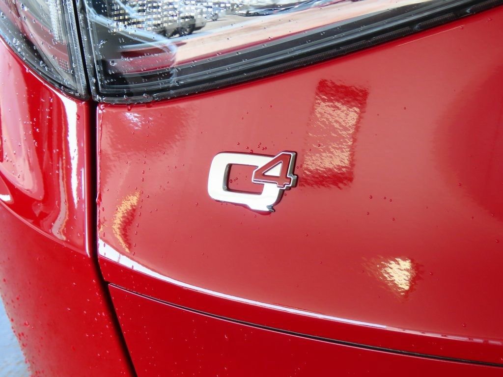 New 2025 Alfa Romeo Stelvio Sprint image 9