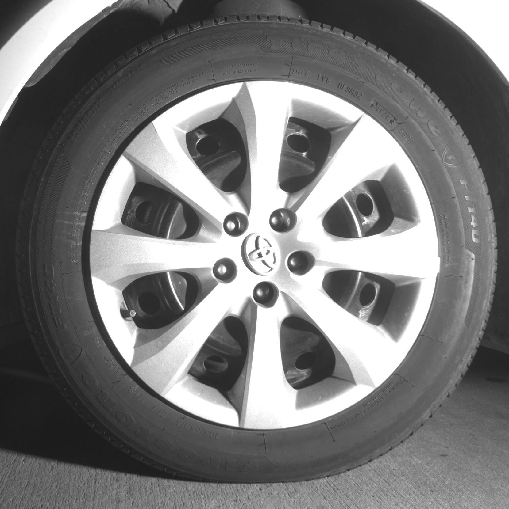 Used 2025 Toyota Corolla LE FWD image 12
