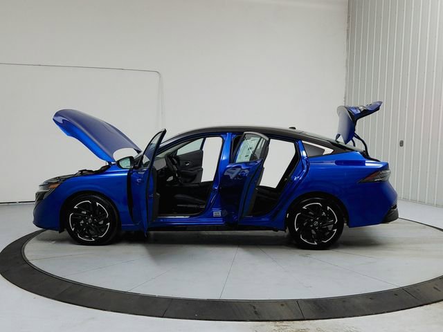 New 2026 Nissan Sentra SR w/ Floor Mat Package image 12