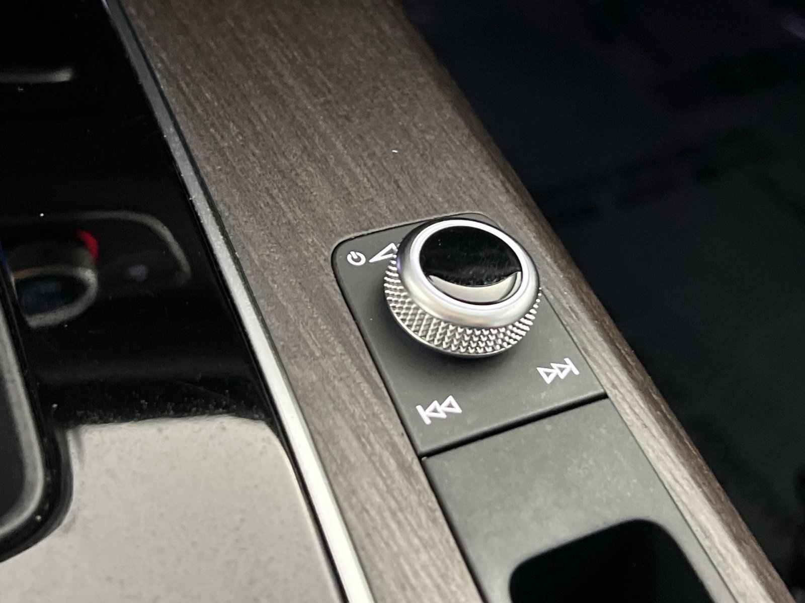 Used 2024 Audi Q5 2.0T Premium Plus image 34