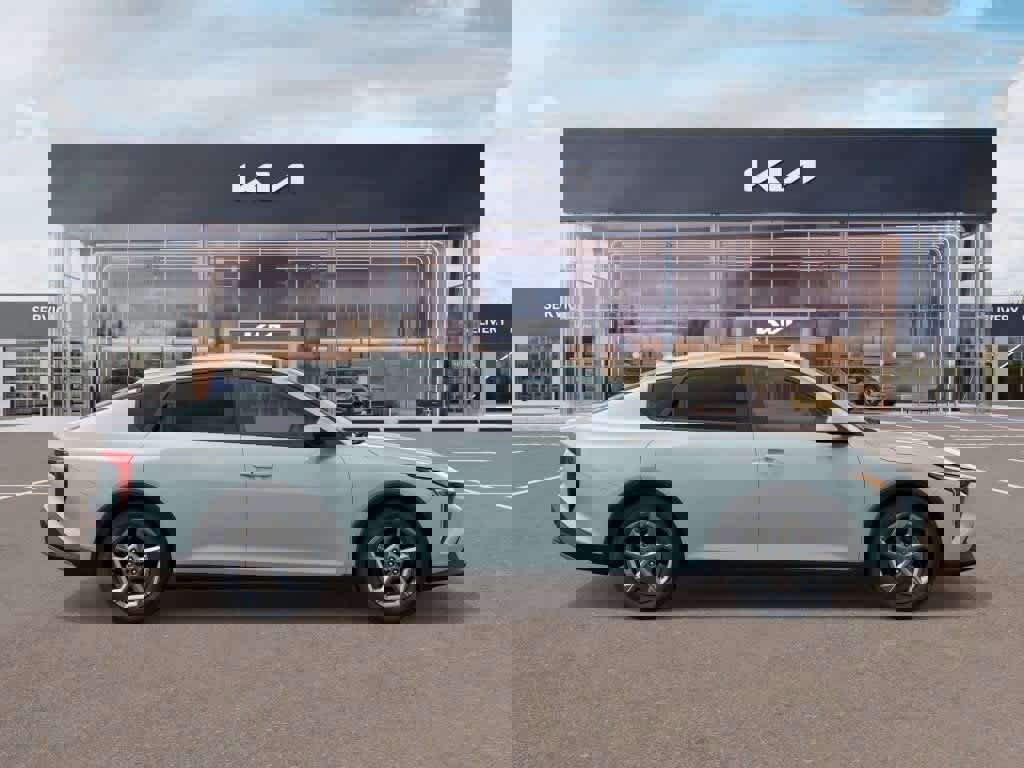 New 2026 Kia K4 LXS image 7