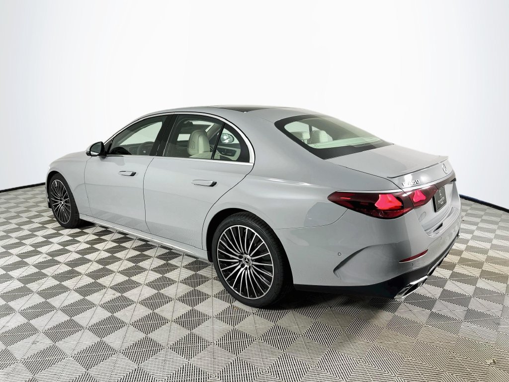 New 2027 Mercedes-Benz E 450 4MATIC Sedan image 5