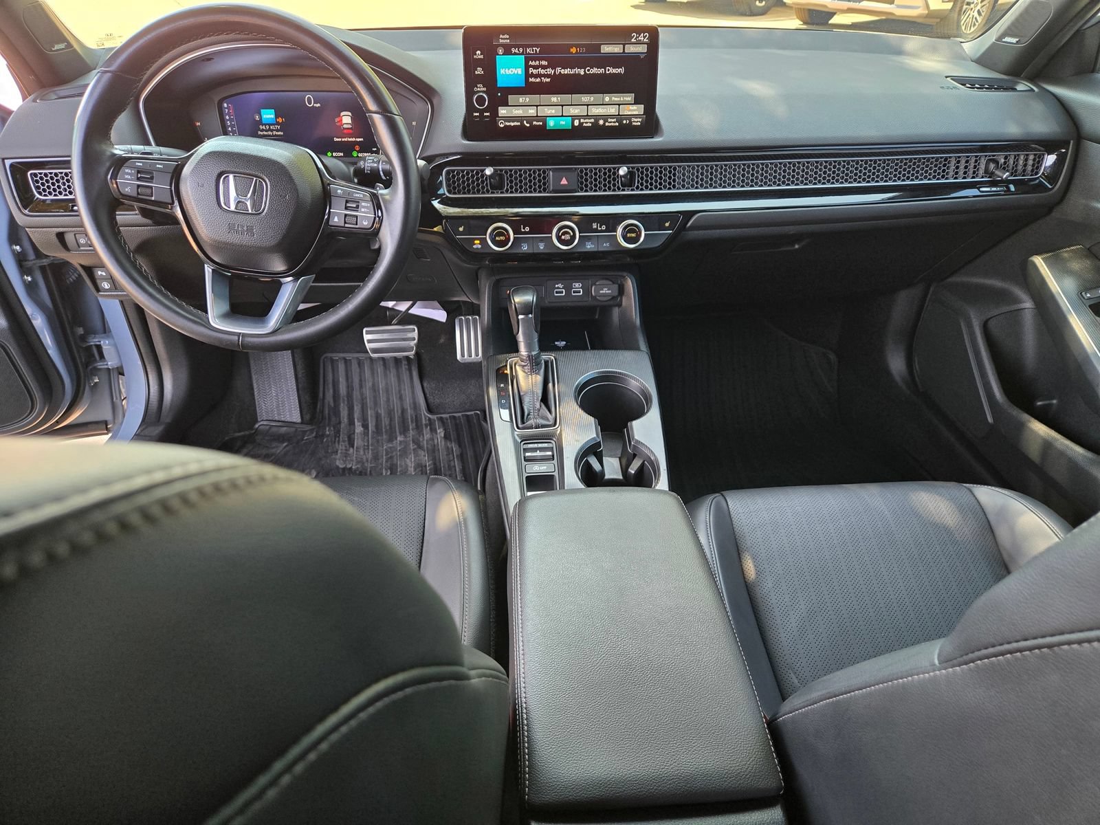 Used 2024 Honda Civic Sport Touring image 8