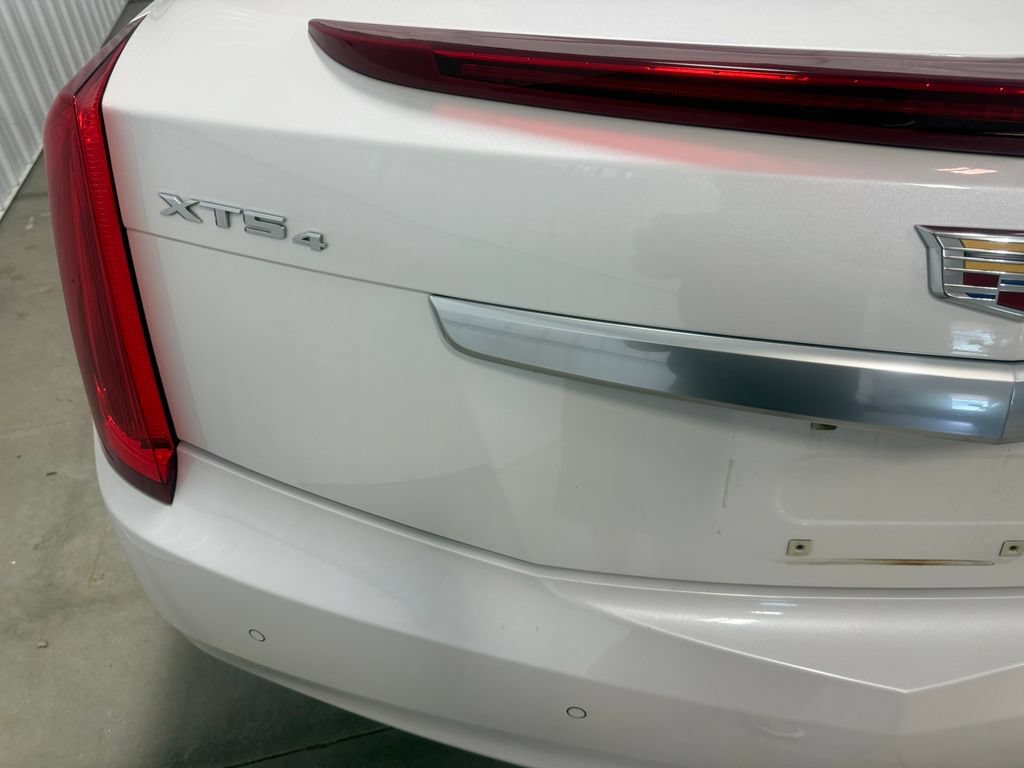 Used 2016 Cadillac XTS Luxury w/ Driver Awareness Package AWD/4WD image 19