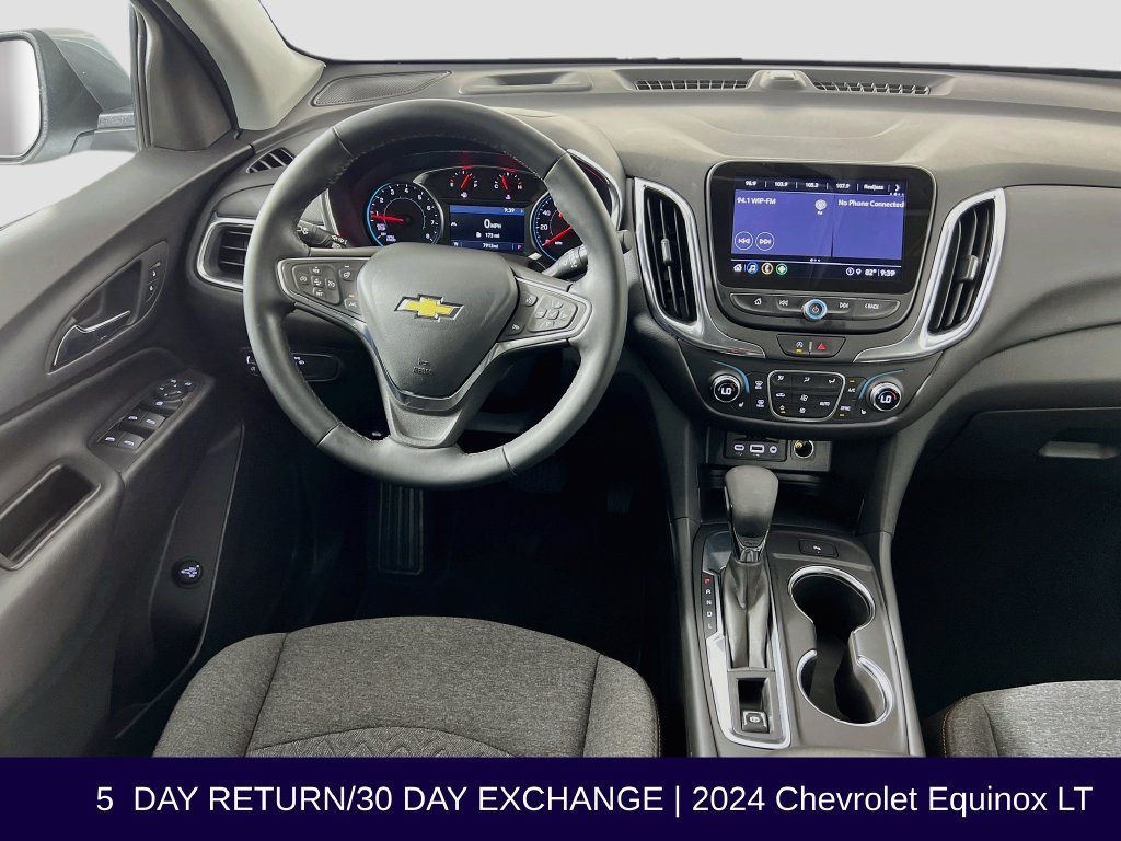 Used 2024 Chevrolet Equinox LT FWD image 27
