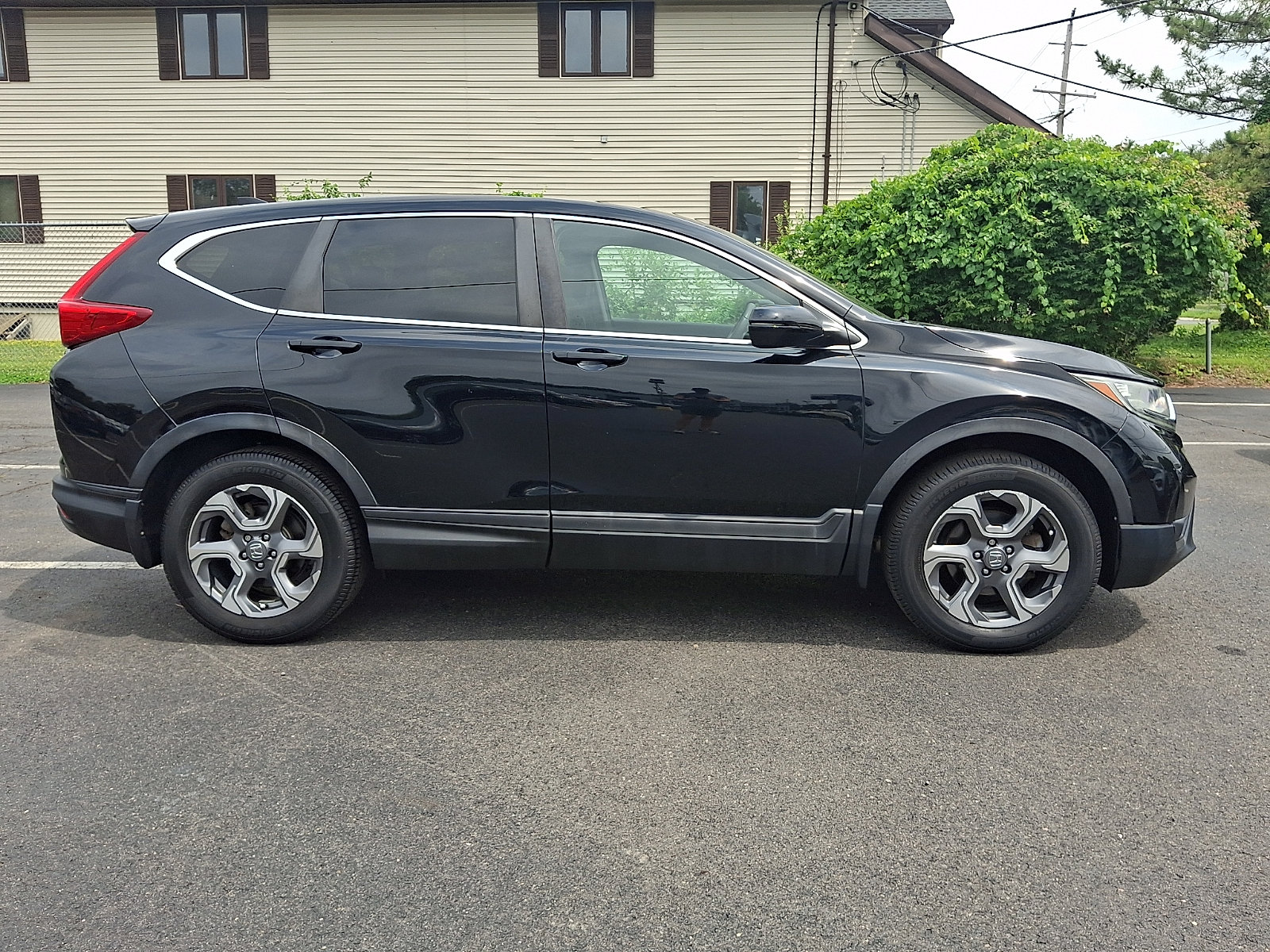 Used 2018 Honda CR-V EX image 8