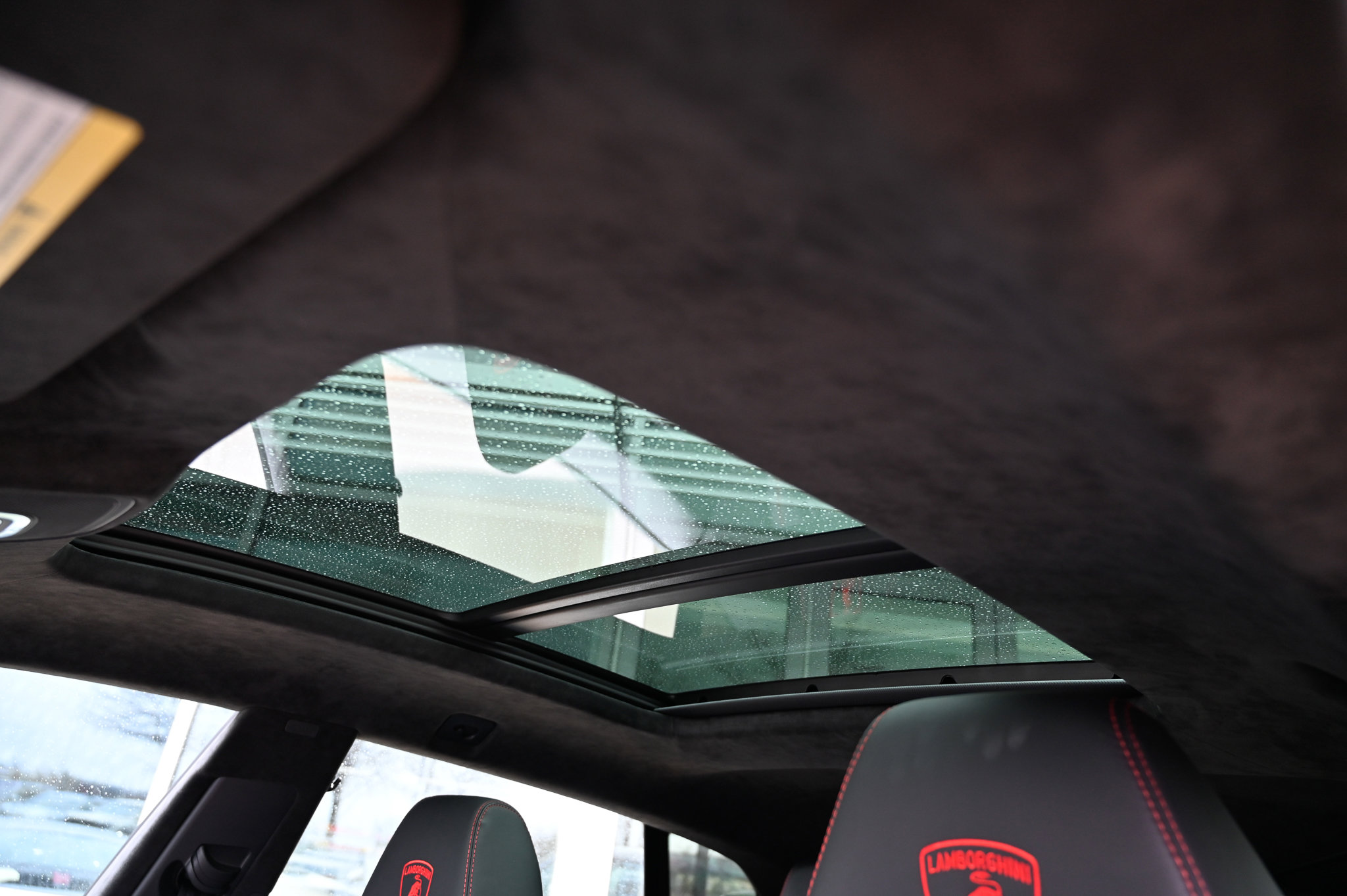 Used 2021 Lamborghini Urus image 33