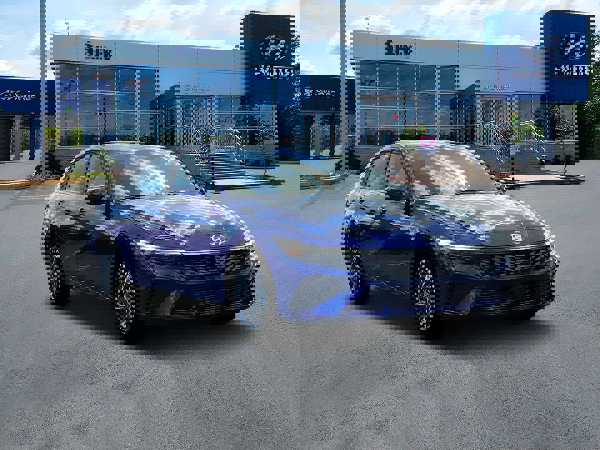 New 2025 Hyundai Elantra SEL image 11