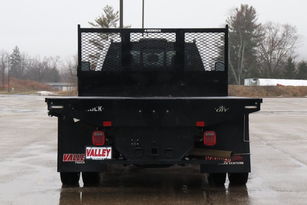 Used 2024 Ford F550 4x4 Crew Cab Super Duty image 7