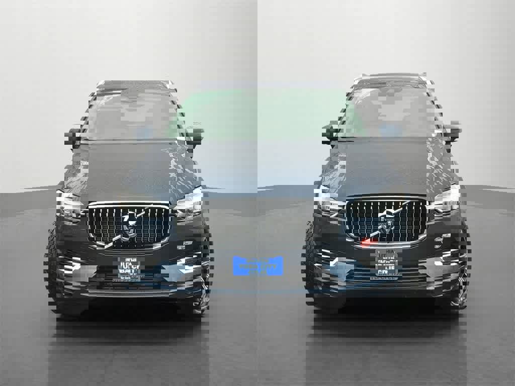 Used 2018 Volvo XC60 T8 Inscription w/ Advanced Package image 2