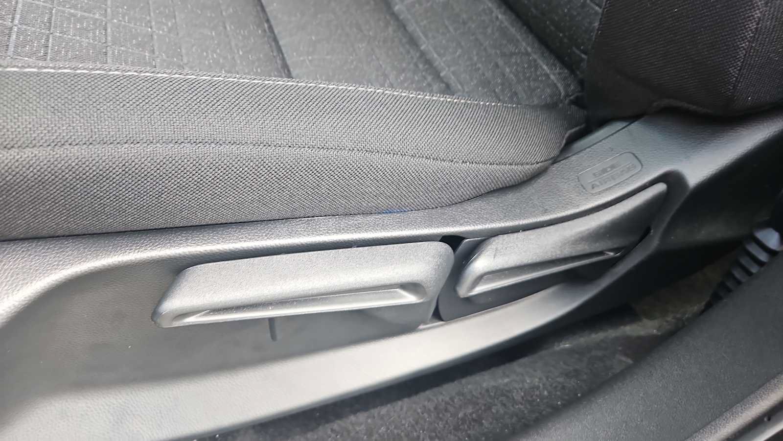 Certified 2026 Honda HR-V LX image 14