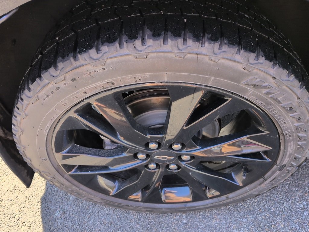 Used 2019 Chevrolet Blazer RS w/ Sun and Wheels Package image 16