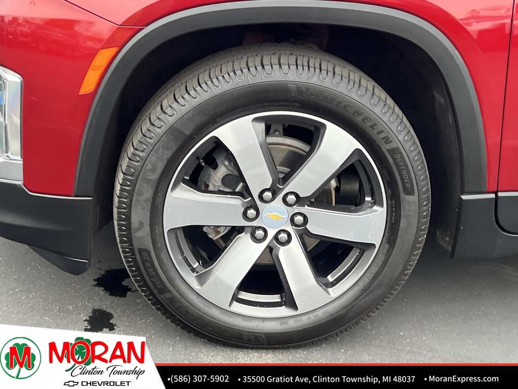 Certified 2022 Chevrolet Traverse LT w/ LT Premium Package FWD image 10