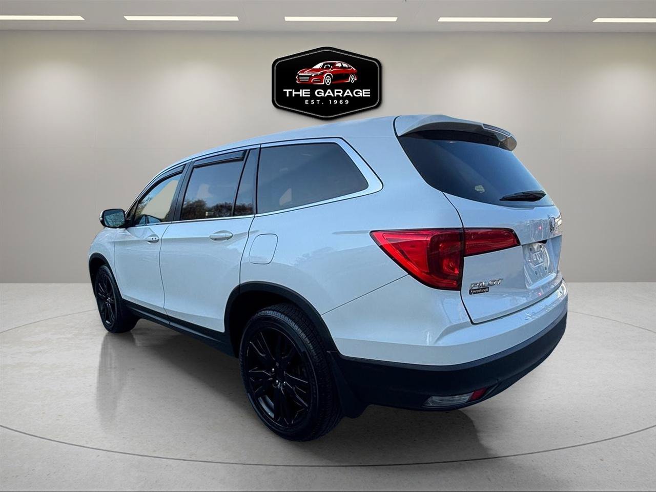 Used 2017 Honda Pilot EX-L image 3