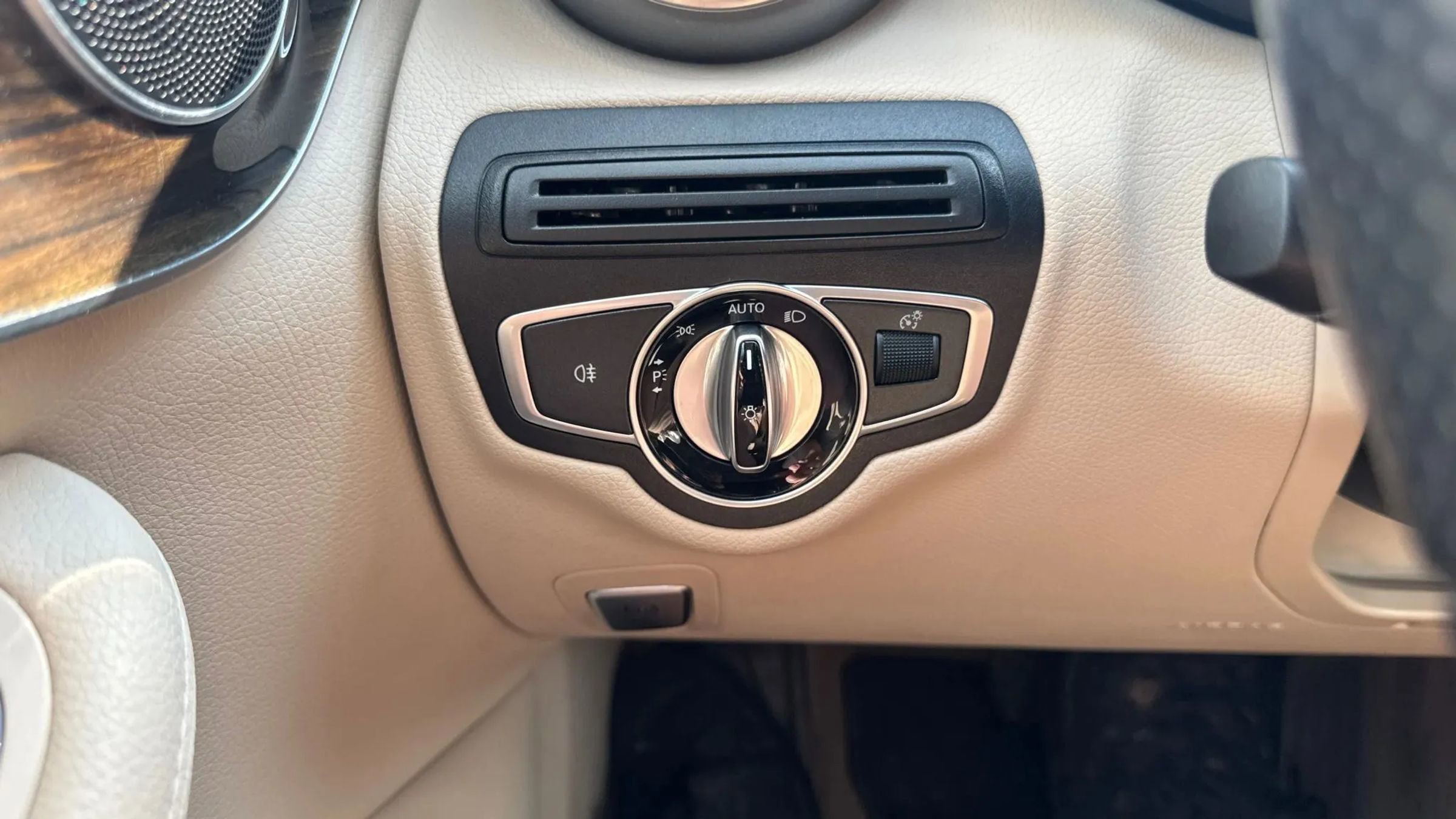 Used 2017 Mercedes-Benz C 300 4MATIC Coupe image 22