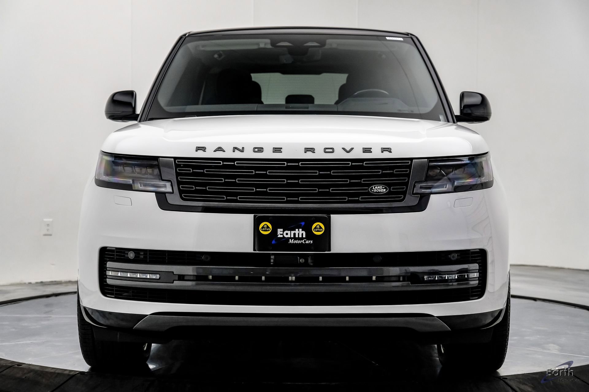 Used 2024 Land Rover Range Rover SE AWD/4WD image 28