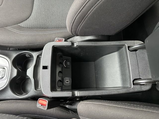 Used 2019 Jeep Cherokee Latitude w/ Popular Appearance Group image 28