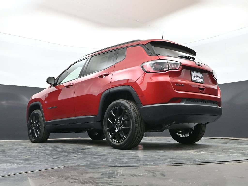 New 2026 Jeep Compass Latitude AWD/4WD image 41
