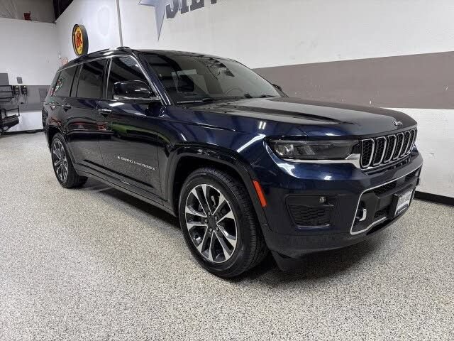 Used 2023 Jeep Grand Cherokee L Overland AWD/4WD image 44