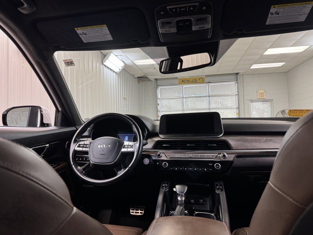 Used 2022 Kia Telluride SX w/ SX Prestige Package image 21