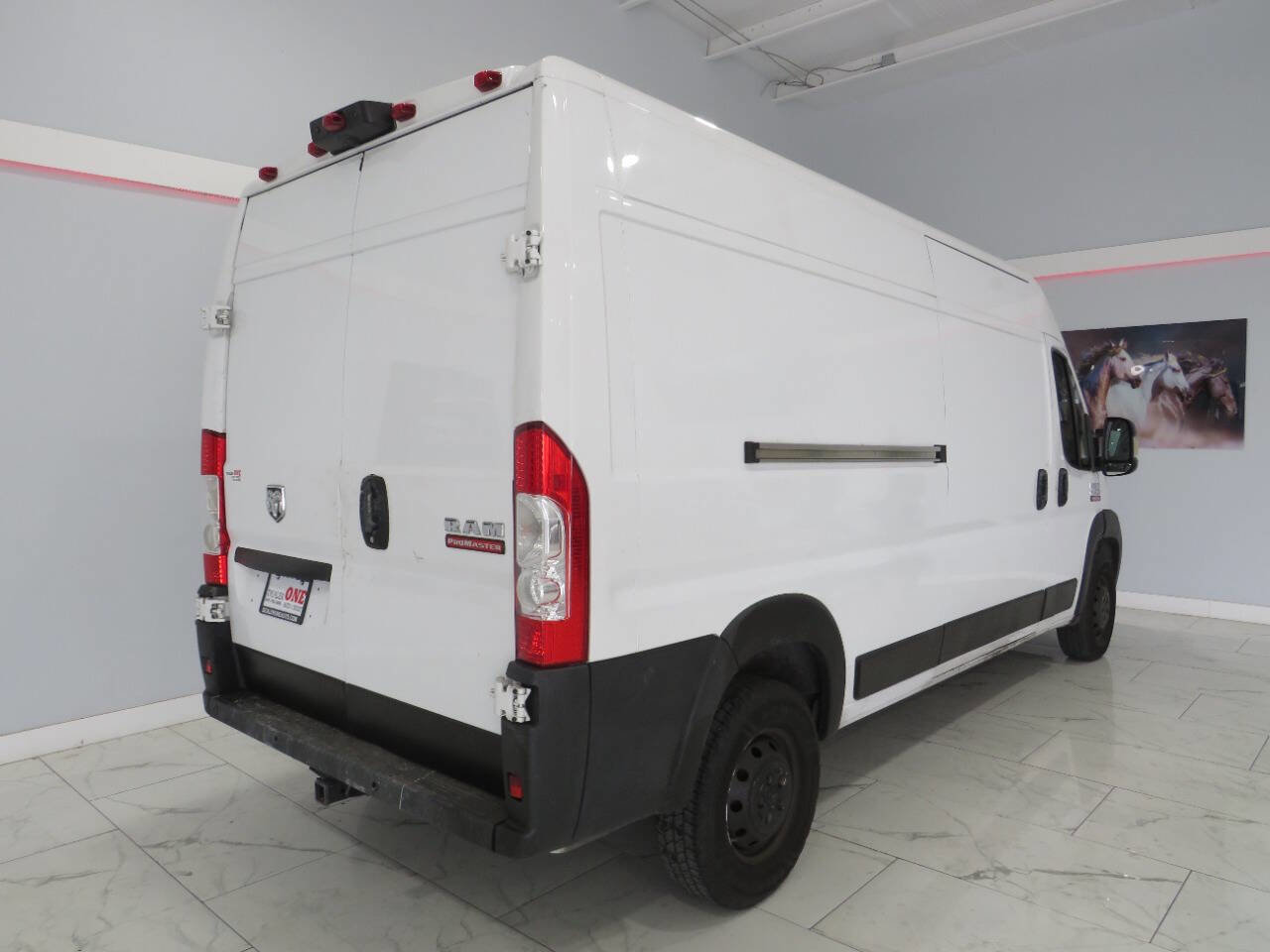 Used 2021 RAM ProMaster 2500 FWD image 3