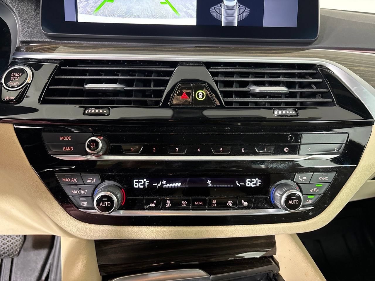Used 2023 BMW 530i w/ Convenience Package RWD image 20