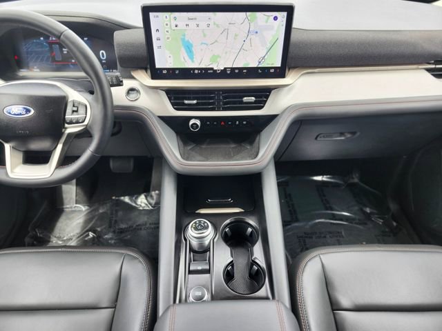 Certified 2025 Ford Explorer Active w/ Active Comfort Package AWD/4WD image 14
