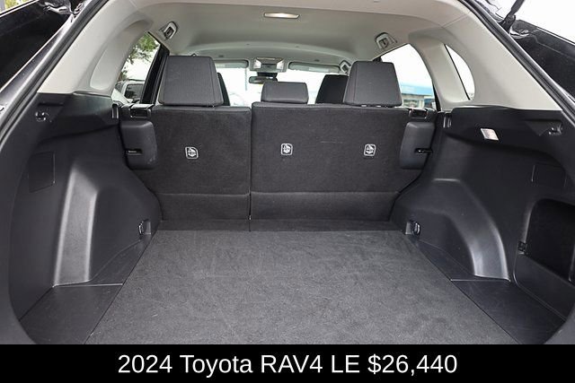 Used 2024 Toyota RAV4 LE image 19