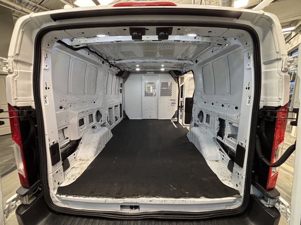 Used 2018 Ford Transit 150 130 Low Roof image 28