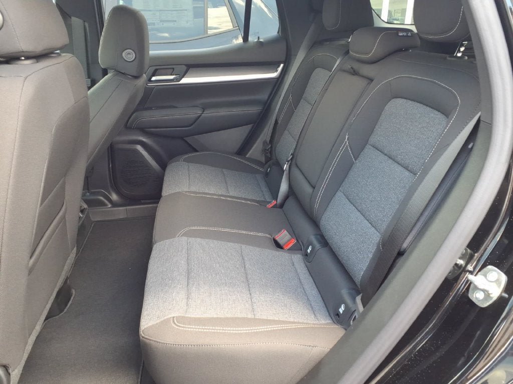 New 2026 GMC Terrain Elevation FWD image 13