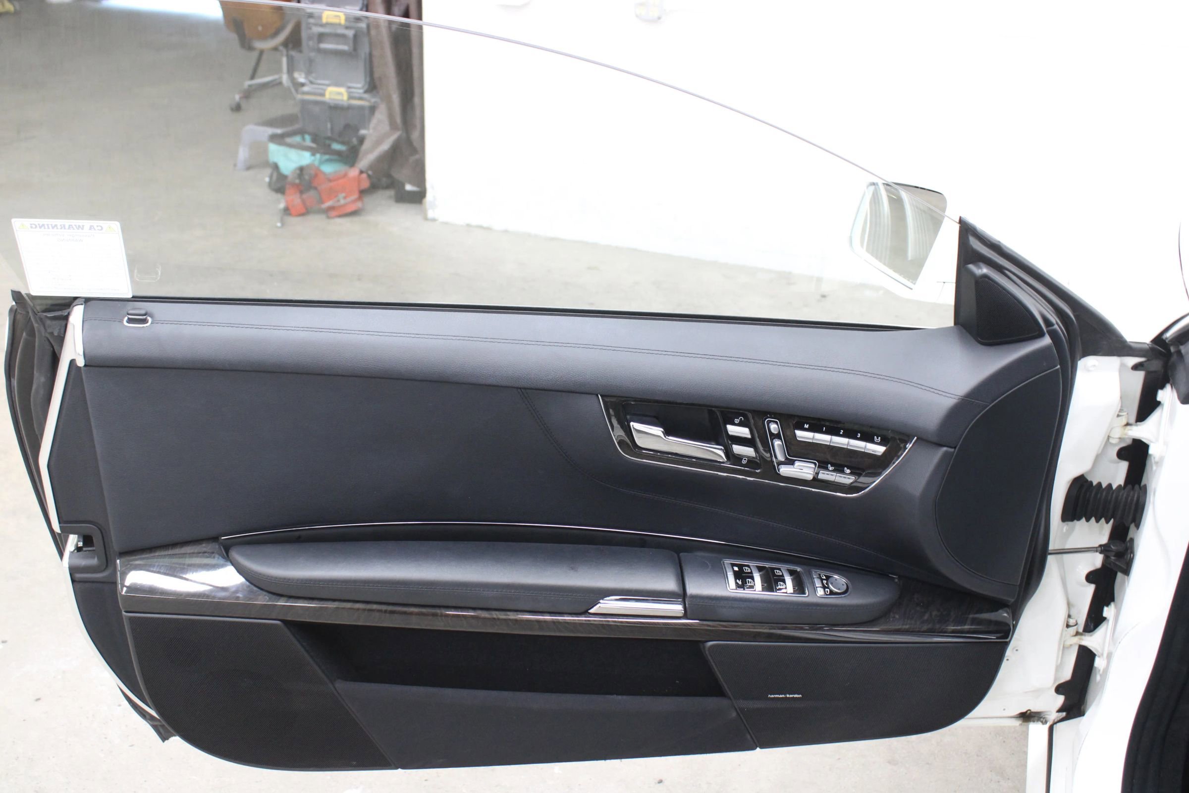 Used 2012 Mercedes-Benz CL 550 4MATIC image 9
