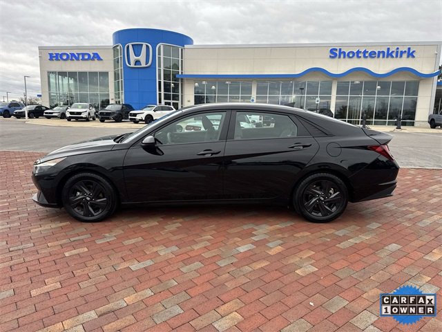 Used 2023 Hyundai Elantra SEL image 33