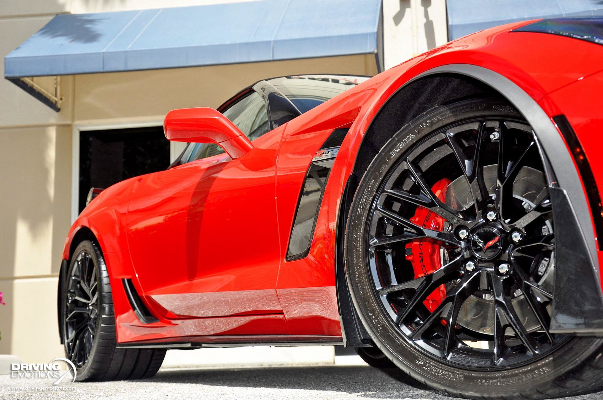 Used 2019 Chevrolet Corvette Z06 RWD image 12