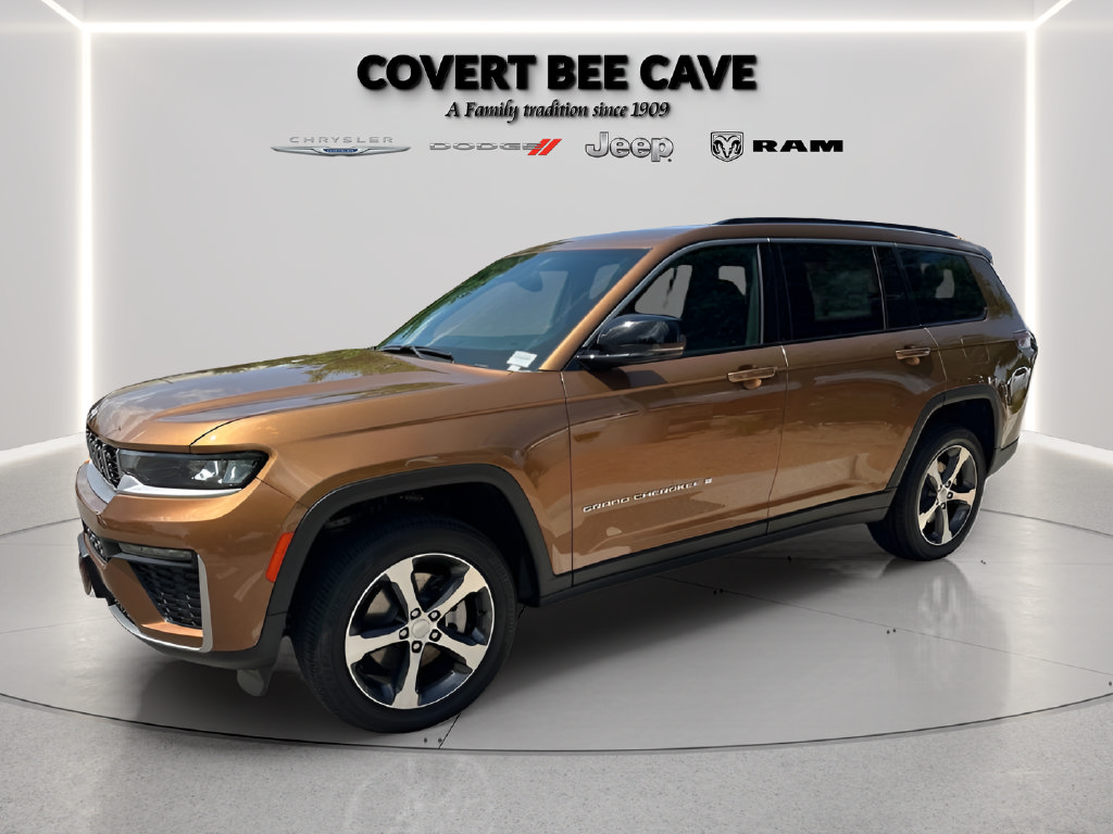 New 2026 Jeep Grand Cherokee L Limited w/ Trailer Tow Package AWD/4WD image 4