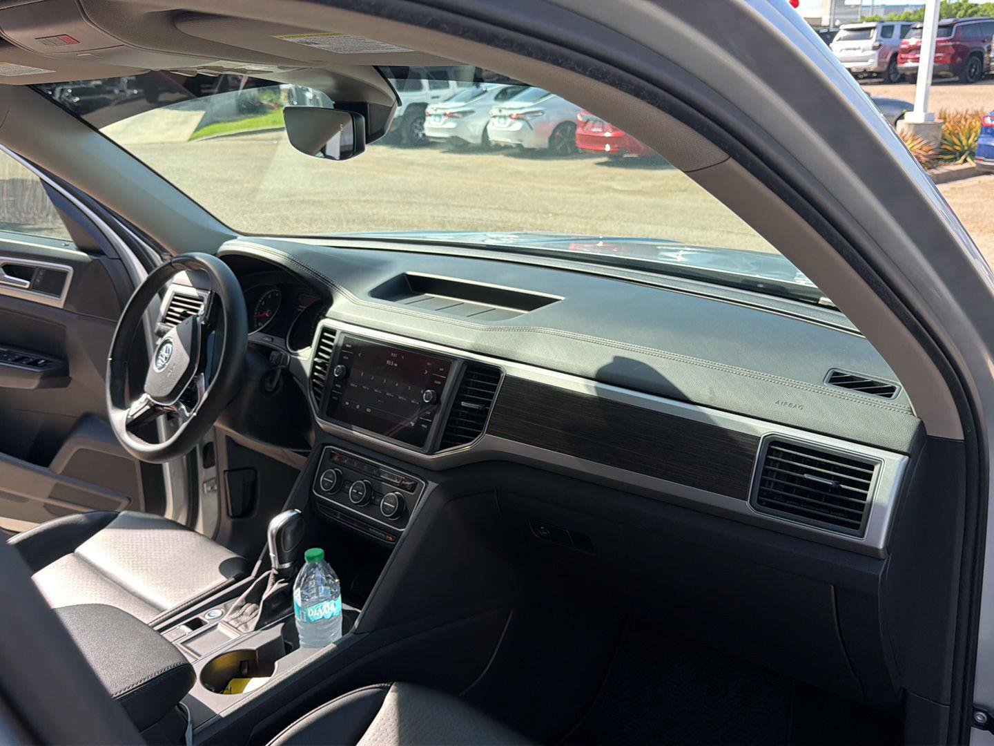 Used 2019 Volkswagen Atlas SE FWD image 19
