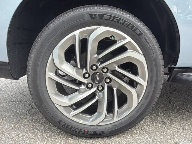 New 2027 Lincoln Navigator Premiere RWD image 20