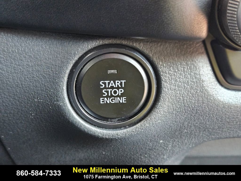 Used 2023 MAZDA CX-50 Meridian Edition image 26