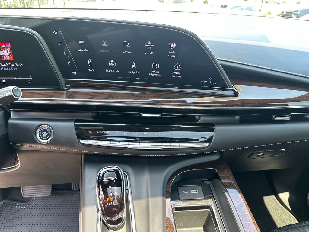 Used 2023 Cadillac Escalade Sport Platinum w/ LPO, ONYX Package AWD/4WD image 23