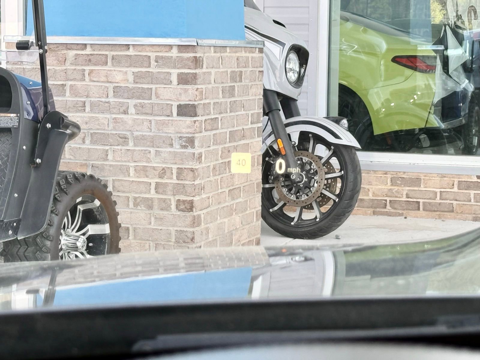 Used 2018 BMW M4 Convertible image 13