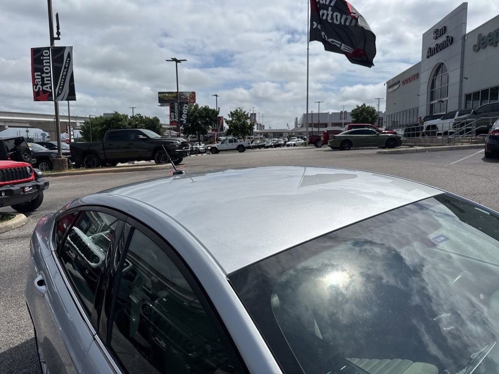 Used 2018 Ford Fusion S FWD image 4