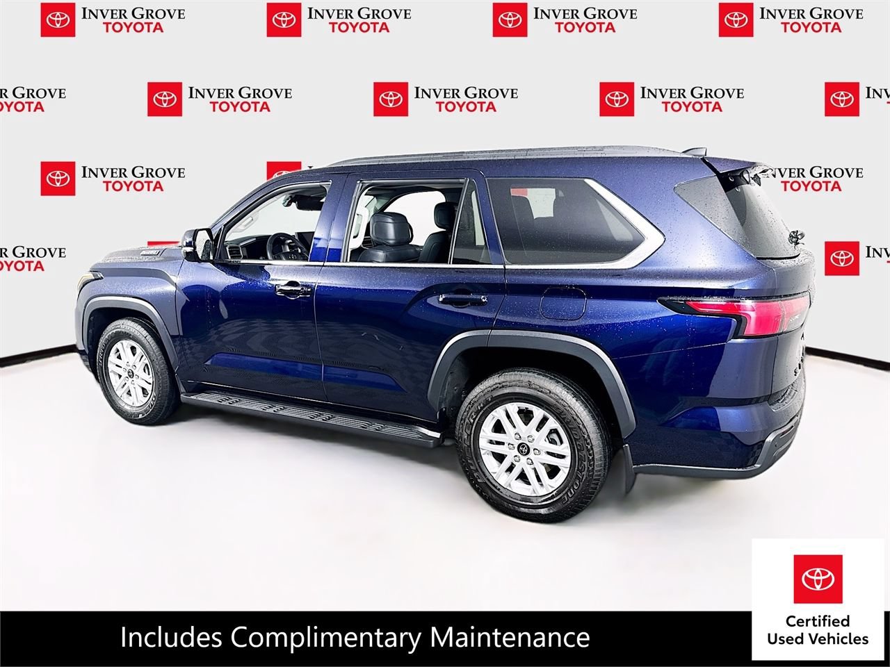 Certified 2024 Toyota Sequoia SR5 w/ SR5 Premium Package AWD/4WD image 7