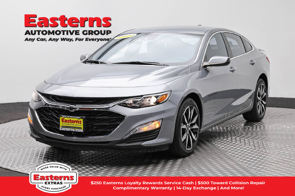 Used 2024 Chevrolet Malibu RS FWD image 1